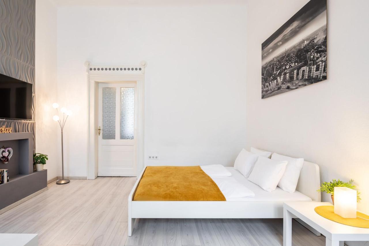 New, High Quality Apartment In The City Center Budapest Eksteriør billede