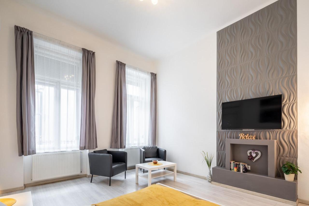 New, High Quality Apartment In The City Center Budapest Eksteriør billede